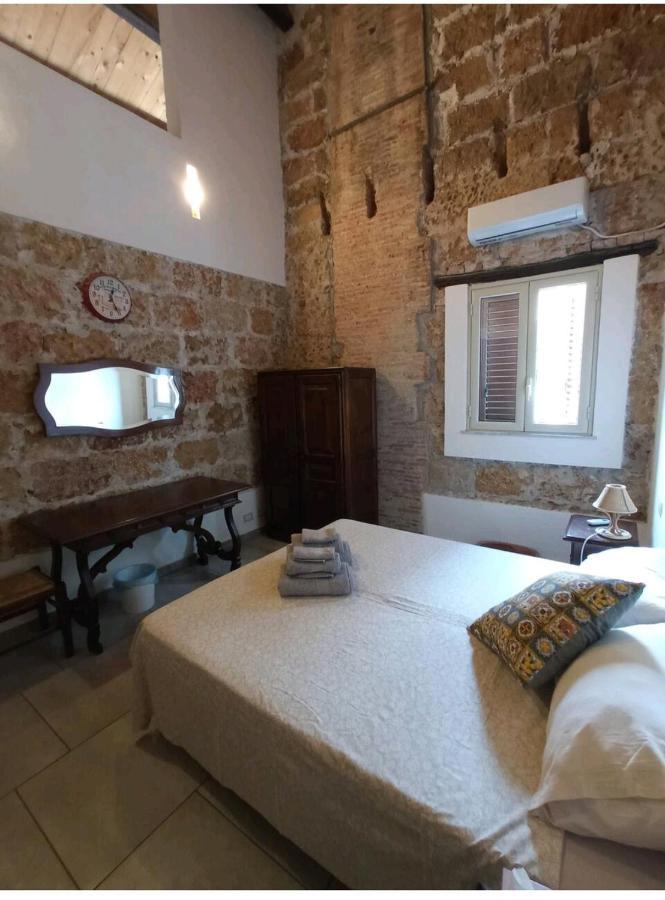 Zyz Apartments La Kalsa Palerme Extérieur photo