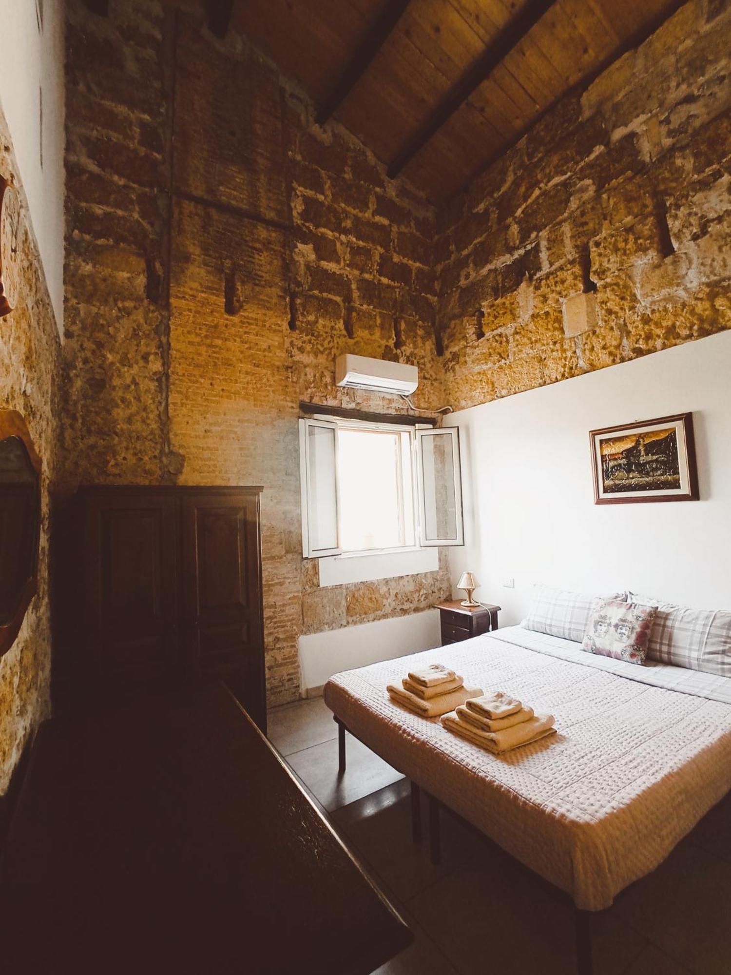 Zyz Apartments La Kalsa Palerme Extérieur photo